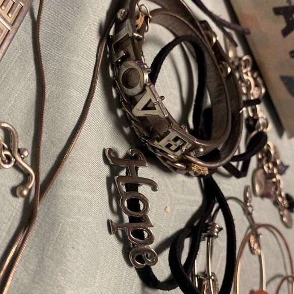 Boss B*tch Box Full of Inspirational Message Jewelry Bundle & Box - Picture 7 of 16